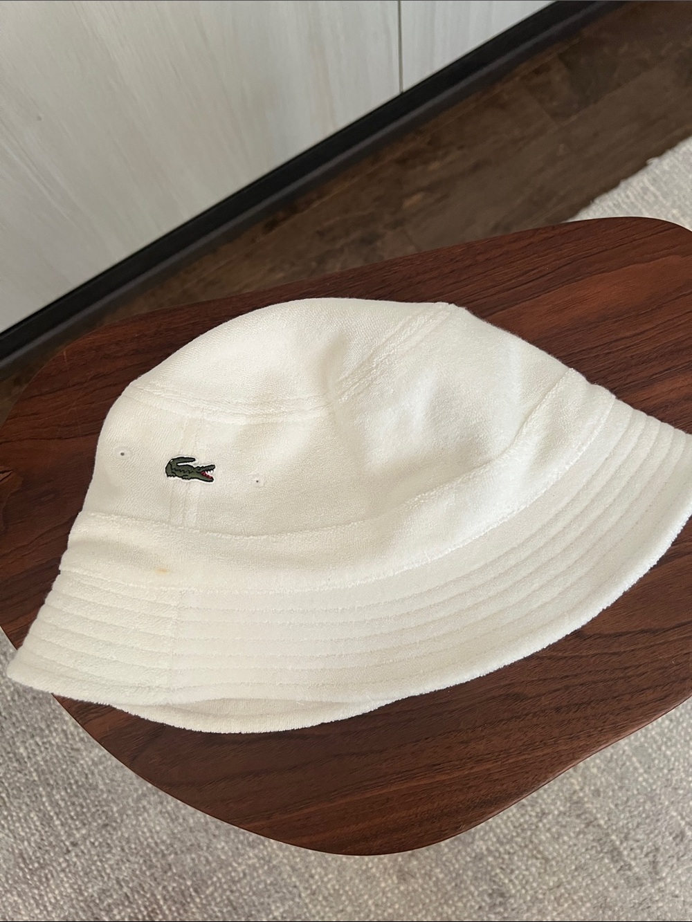 Lacoste White Terry Bucket Hat with Green Crocodile - Picture 4 of 4